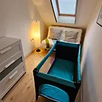 In Zentraler Und Ruhiger Lage Mit Balkon, Fusslaeufig Zur Innenstadt Hamelin