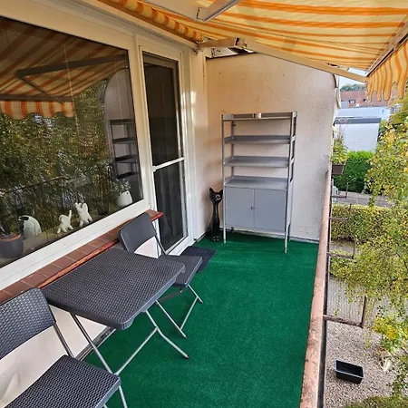 In Zentraler Und Ruhiger Lage Mit Balkon, Fusslaeufig Zur Innenstadt