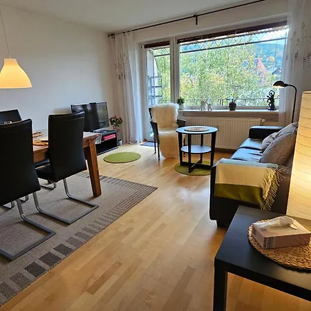 In Zentraler Und Ruhiger Lage Mit Balkon, Fusslaeufig Zur Innenstadt *